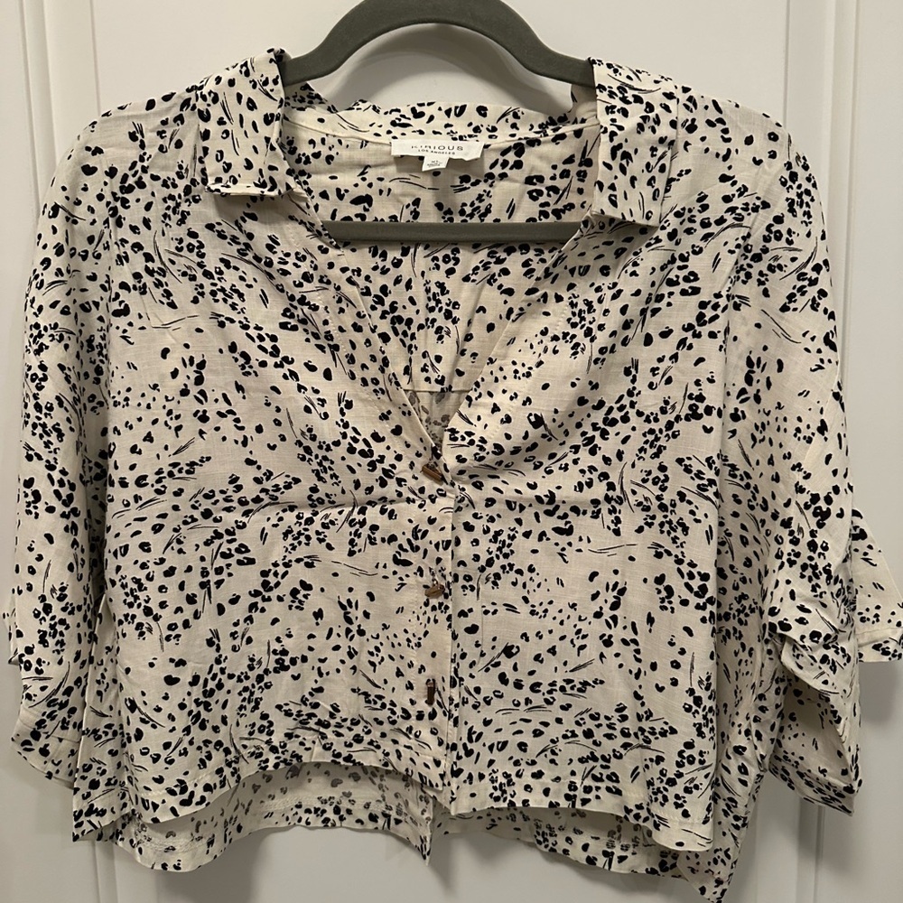 Kirious Crop Top